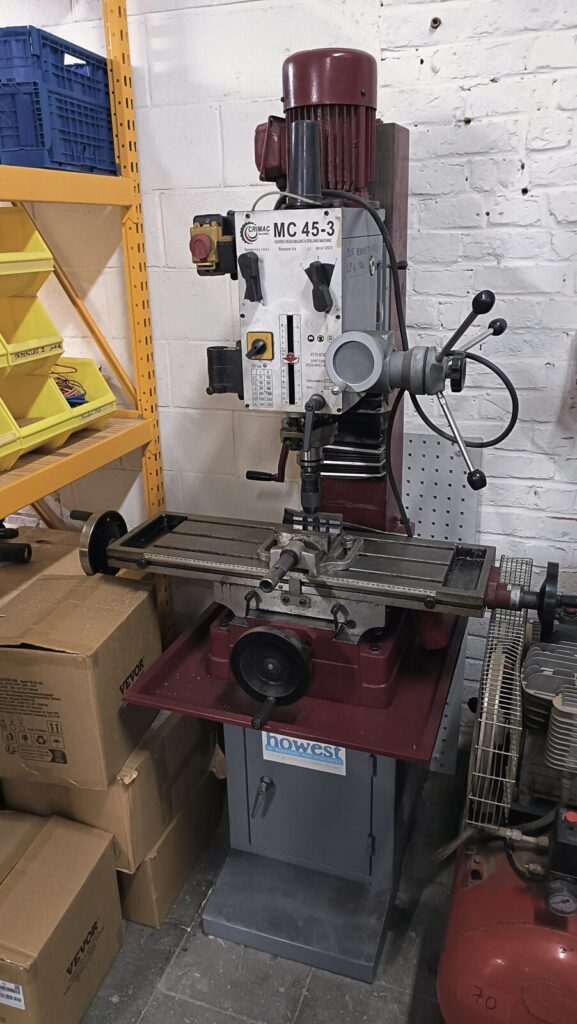 Freesboormachine